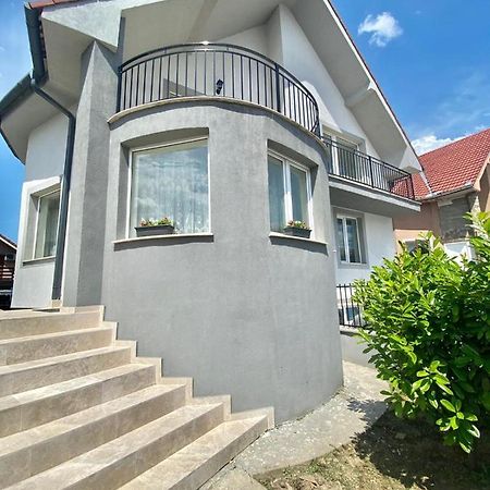 Anca'S Home Oradea Buitenkant foto